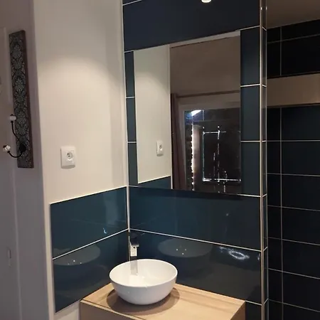 Les Charmilles De Valencendre La Calotterie